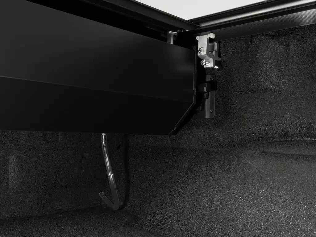 RETRAX POWERTRAXPRO XR TONNEAU COVER